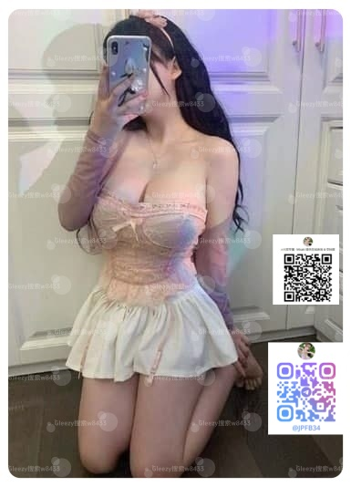 純可憐なのにどこか妖艶な雰囲気を纏う美少女🥰溢れるボリューム感のバストは、