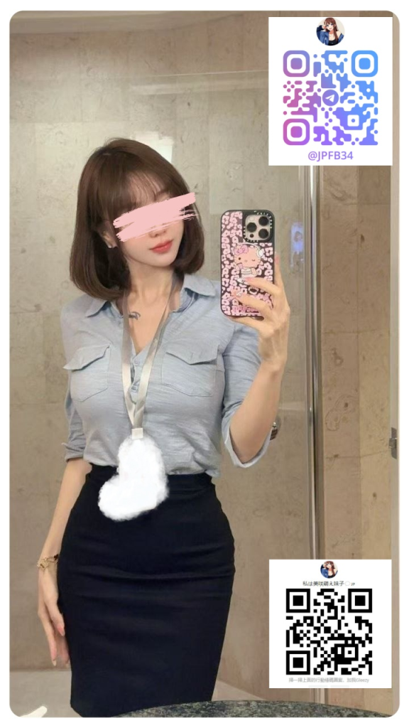 声も顔も最高に可愛くて、セクシーな大きな胸、色白で柔らかい肌🥰、コスパ抜群！#ディープキスをしながら腰を振る