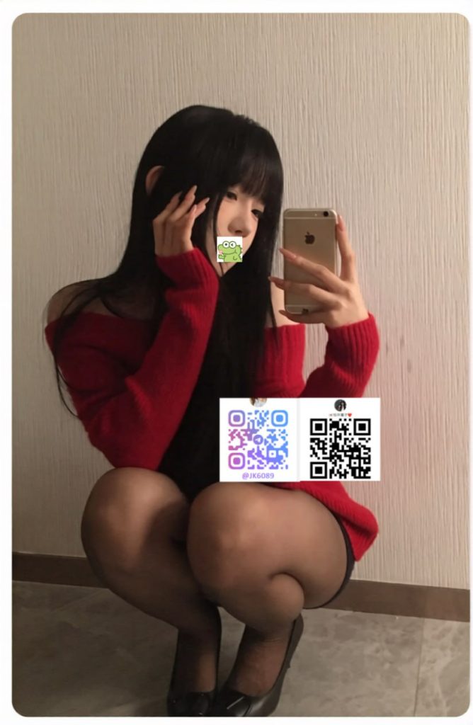 Featured Highlights: Tall and elegant with striking looks—exudes high-class sophistication from the