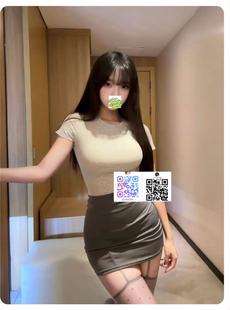 特色內容：外型搶眼 身材超犯規 光看就想上 親密感十足 像久別重逢的女友一樣熱情撲上 一見面就貼上來磨蹭‼️