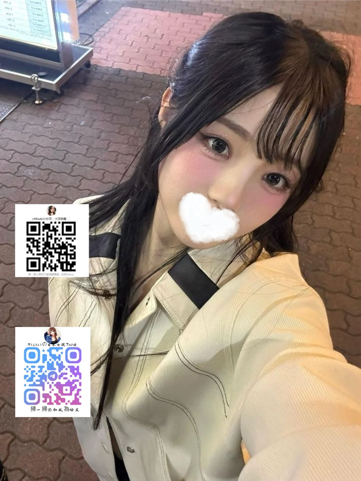 #東京 琥珀（コハク）158 C+ 21歳清純雰囲気タイプの清楚な彼女。柔らかい舌で亀頭を浅く深く、一口ずつ舐めて最高の快感を与えてくれる。