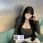 Long legs, curvaceous hips, and a stunning bust! Highly cooperative with excelle