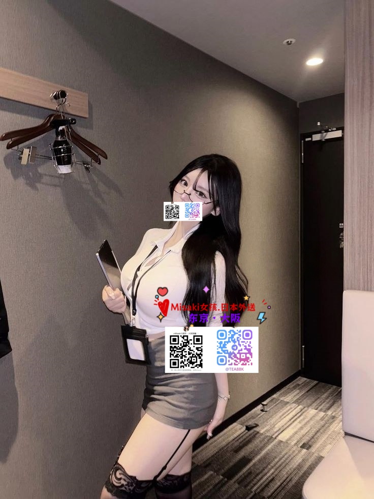 🆕 #個室秘書OL #完璧ボディライン #美脚🔥 ヴィヴィアン | 身長168cm / バストDカップ+/ 26歳 | 無料パンスト付き✒️ オフィス天使の再定義！